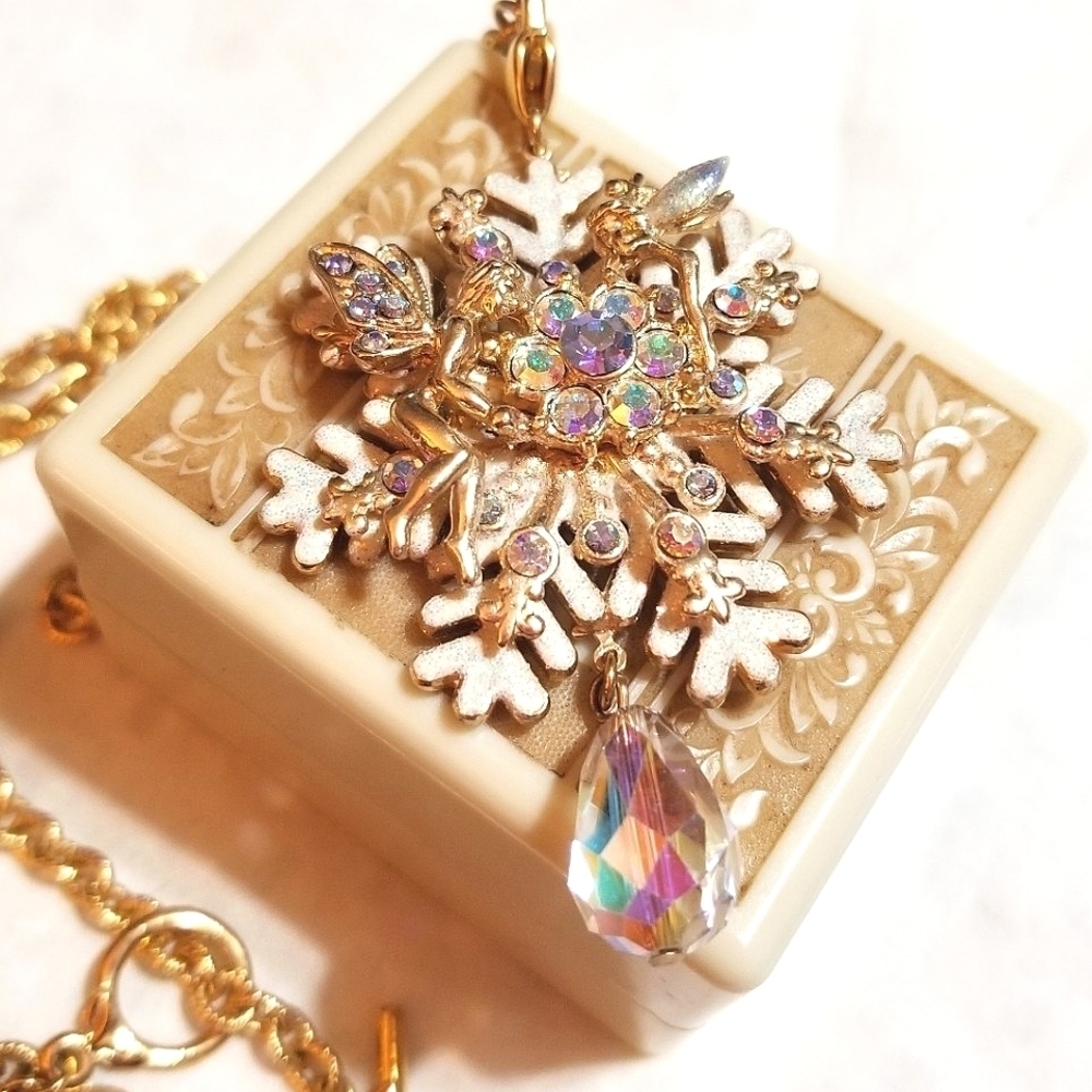 KIRK'S FOLLY Christmas Snowflake Crystal Enamel VTG Necklace